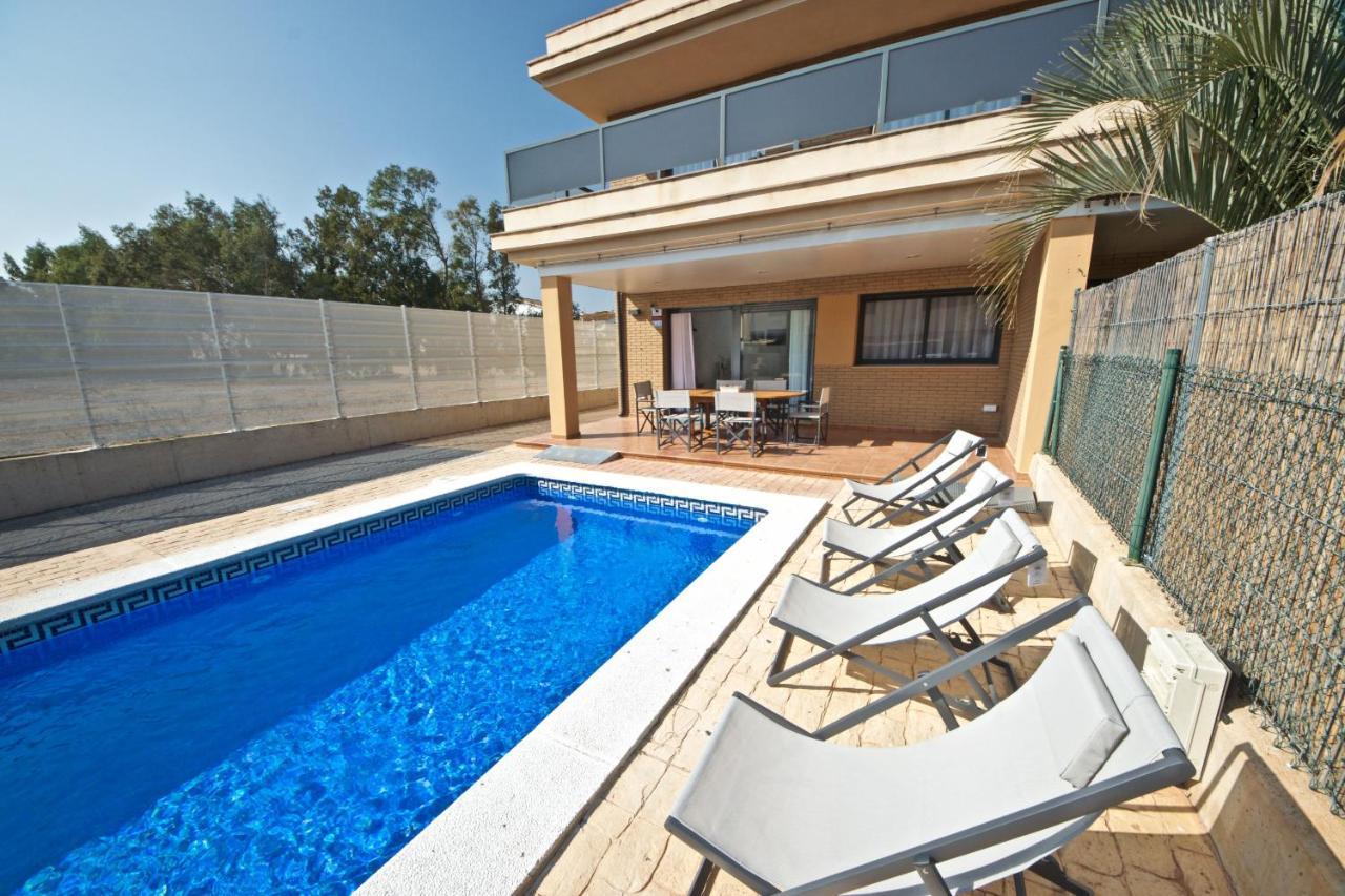 Villa Arenal ลัมโปยา ภายนอก รูปภาพ